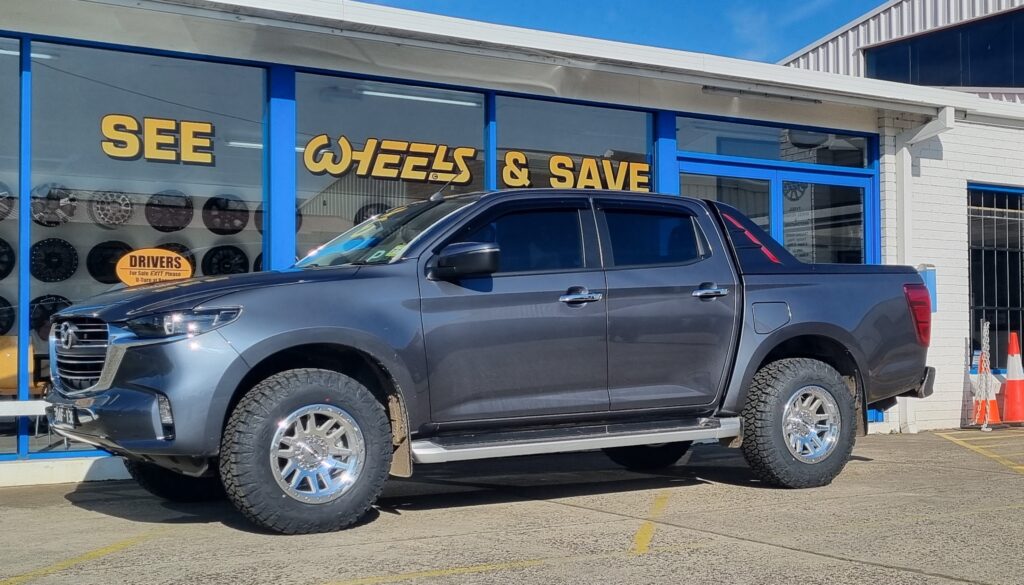 Dirty Life Canyon Pros Fitted To A Mazda Bt50