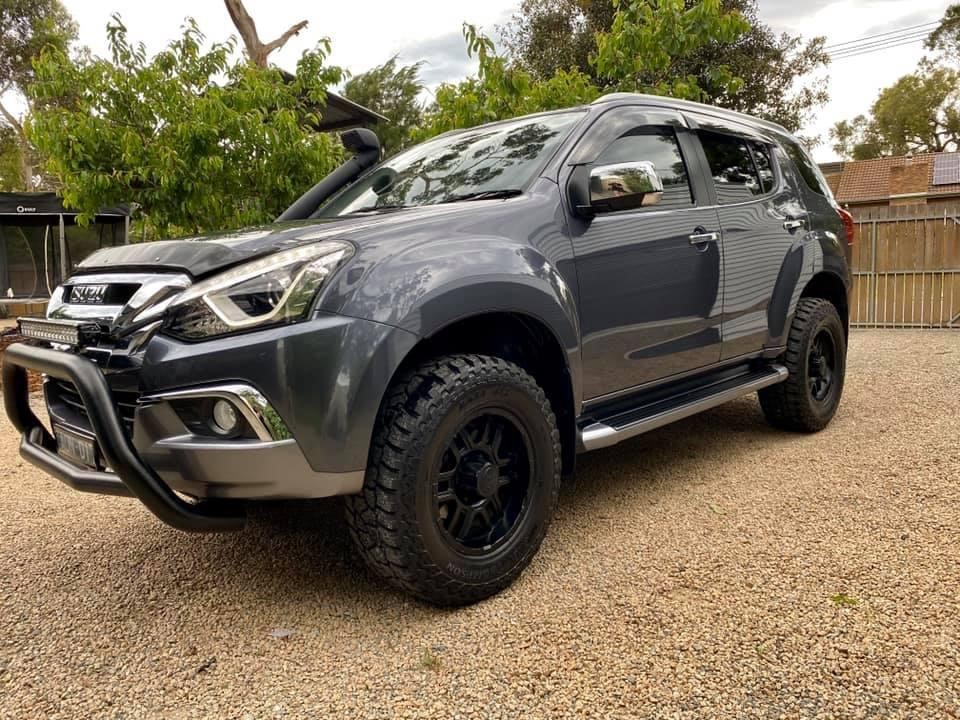 Isuzu Mux Ion 179 Wheels 3
