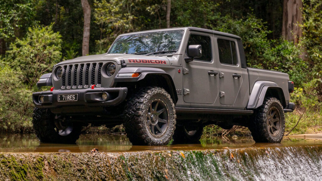 Popular Jeep Gladiator Rubicon Icon Alloys Rebound Satin Black 01